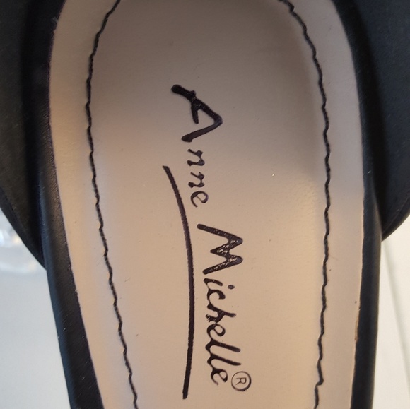 Anne Michelle Sandal - Picture 3 of 4